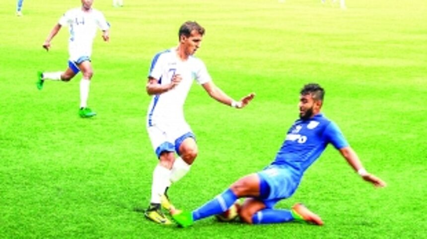 Golden Eagles fly over Corps of Signals