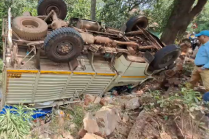 Goods Carrier Crash Injures Three, Witnesses Allege Overspeeding