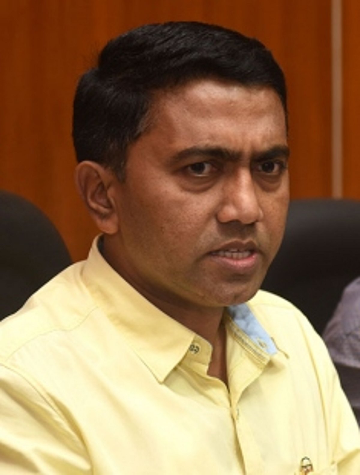 Governor, CM spar over media