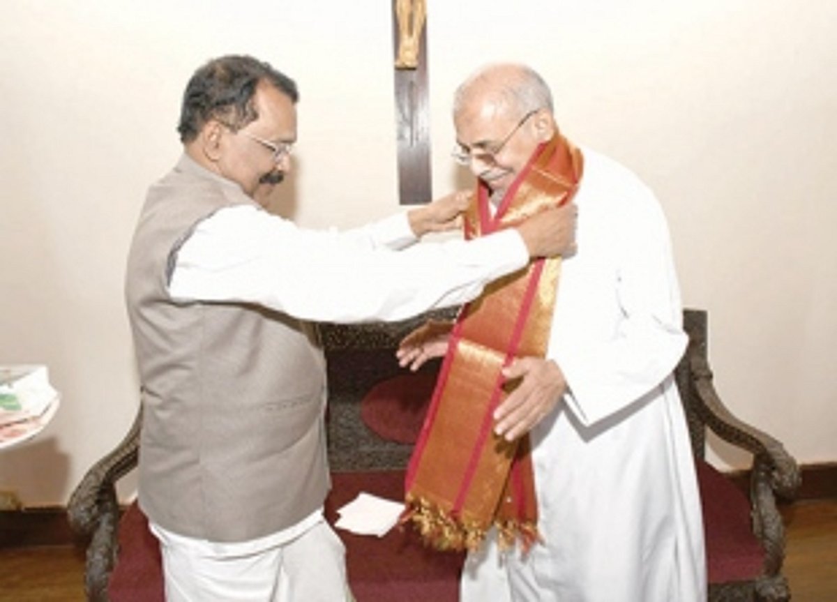 Governor congratulates Cardinal Ferrao