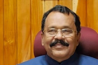 Governor visits District Hospital, orphanages in south