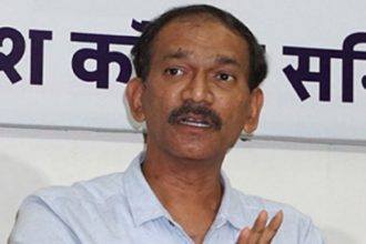 Govt busy making business at cost of people’s sickness: Cong