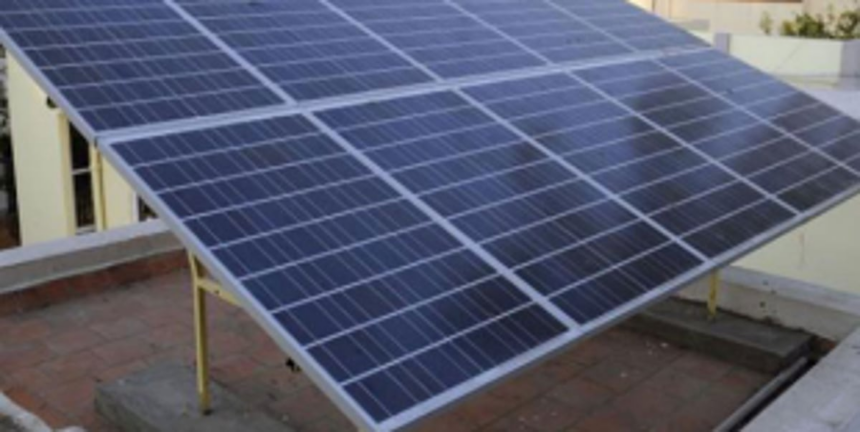 Govt considers equipping education institutions with solar units