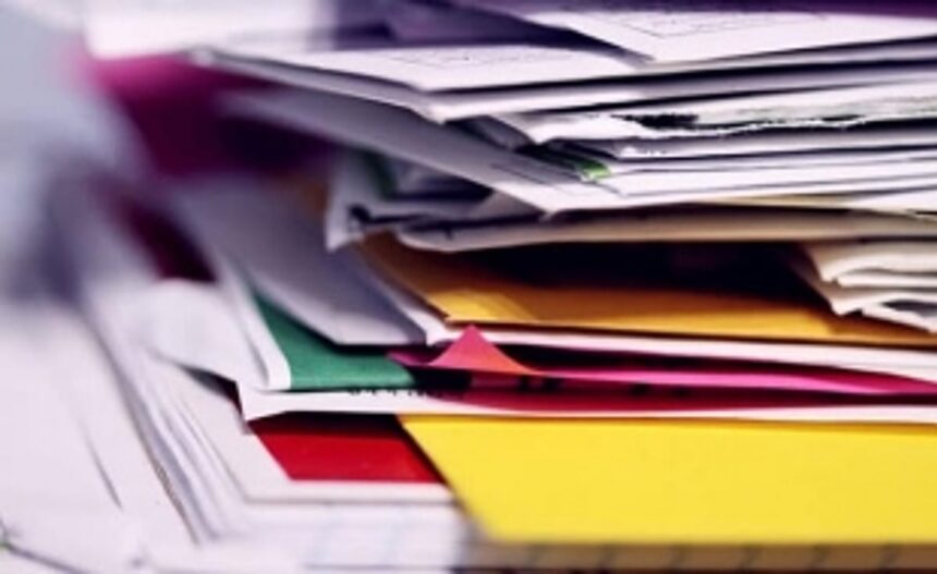 Govt directs all depts to dispose of files within 3 days 1 Govt directs all depts to dispose of files within 3 days