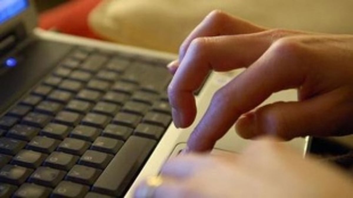 Govt introduces 'free' online mock tests and classes for SSC students