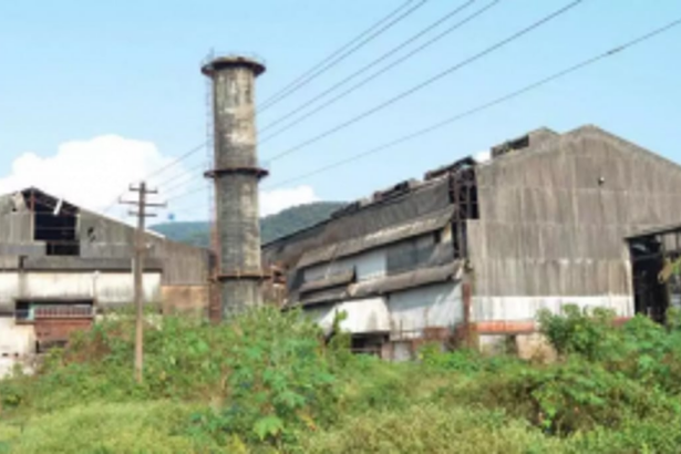 Govt offers golden  handshake to Sanjivani  sugar factory workers