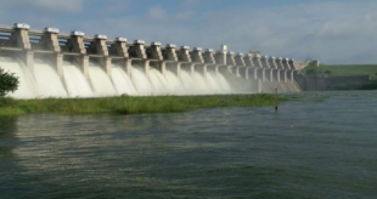 Govt plans to lay 23 kms water pipeline  from Tillari dam to resolve water crisis