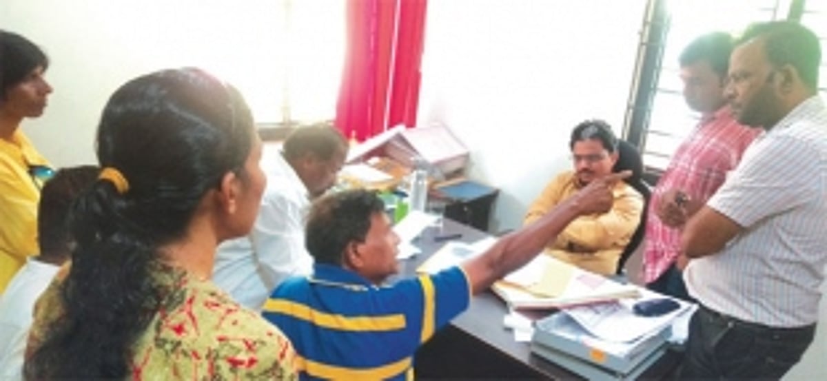 Govt reneges on compensation terms, irked farmer demands return of STP land