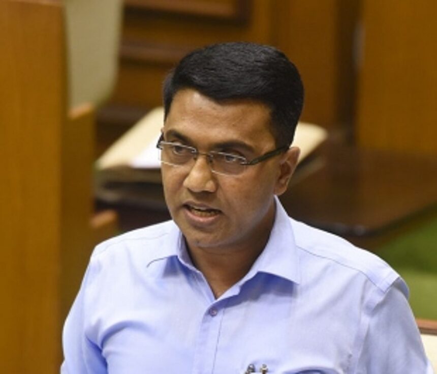 Govt restricts indoor and outdoor public gatherings; no night curfew imposed