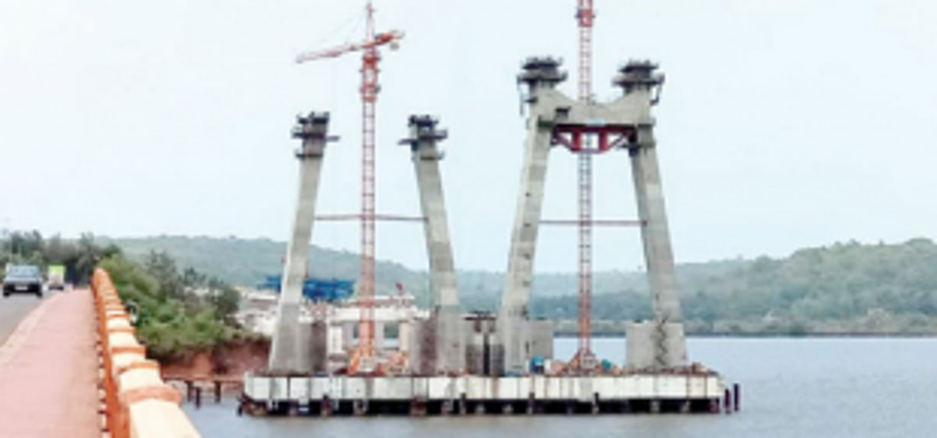 Govt reviews traffic management plan at Zuari Bridge