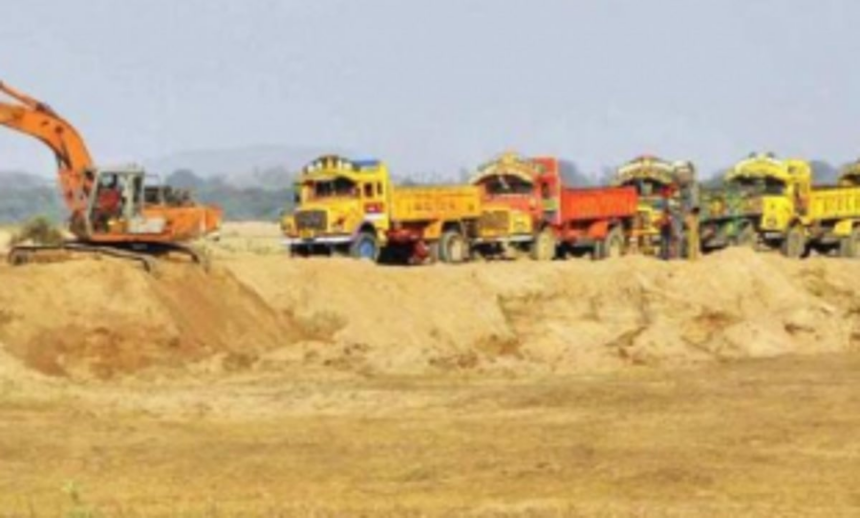 Govt to allow sand mining only through manual process