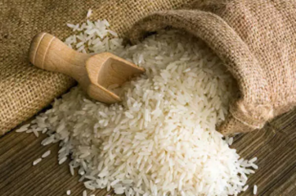 Govt to distribute  free 10 kgs of  rice per person