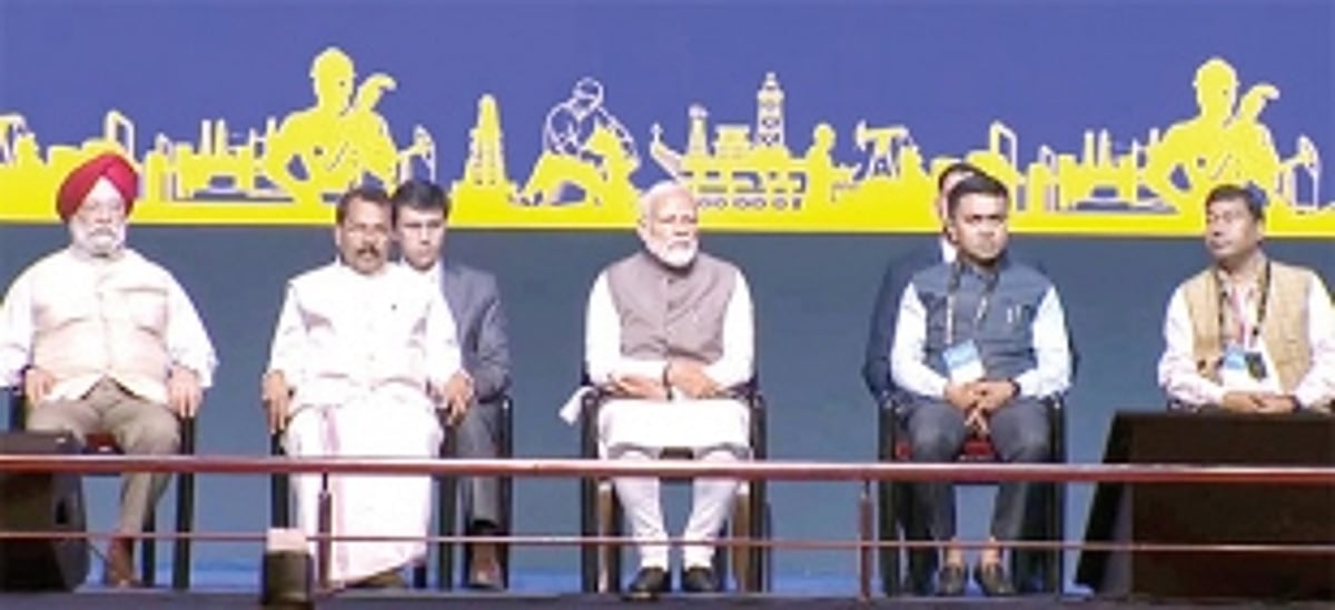 Govt to spend Rs 11 trillion on infrastructure, says PM Modi