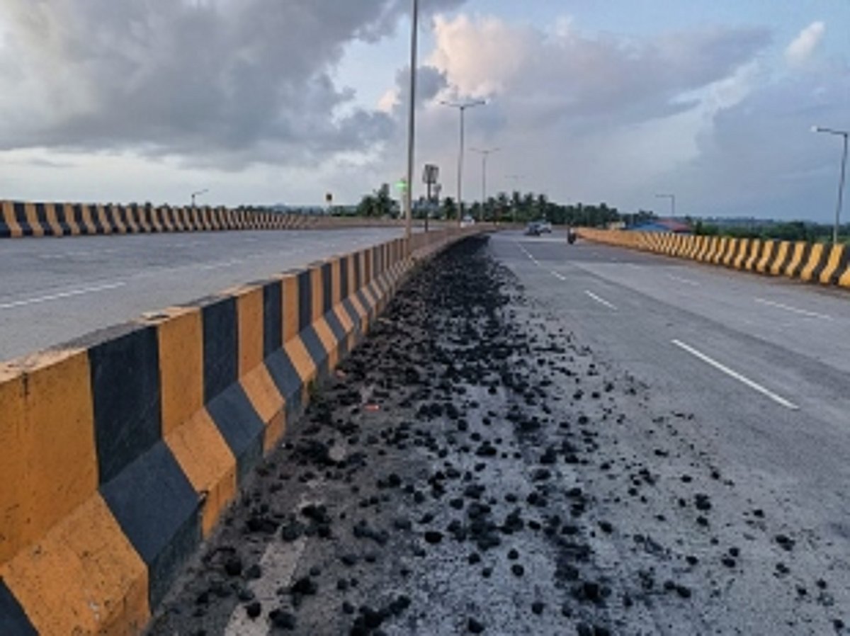 Guirim Locals Sound the Alarm Over Disturbing Coal Spillage Incident