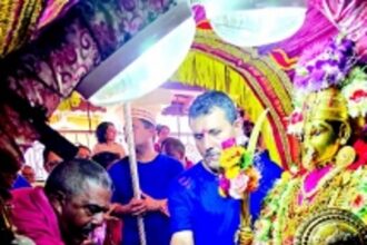 Gulalotsav draws thousands to Kamakshi temple in scenic Shiroda
