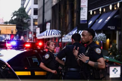 Gunman Dead After Midtown Manhattan Shooting Injures NYPD Officer and Civilians
