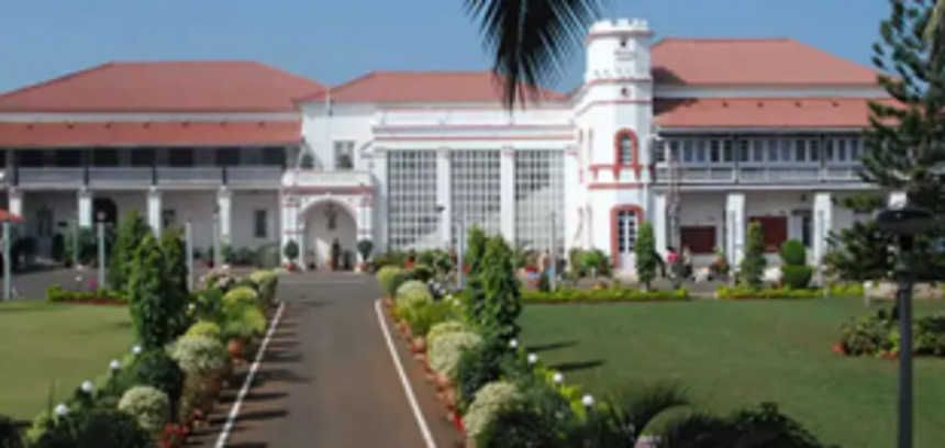Guv hosts elderly,  PwDs at Raj Bhavan