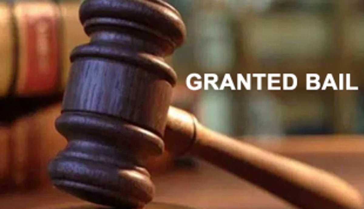 HC grants bail to two accused  in Souza Lobo attack case