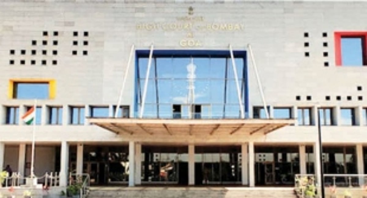 HC grants govt 6 days to file say in Adv Sawant assault case