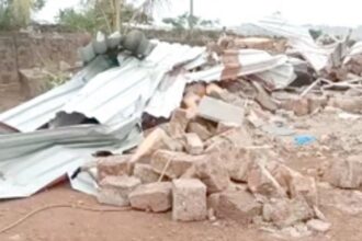 HEARTWRENCHING TALE: Loan burden weigh down homeless couple