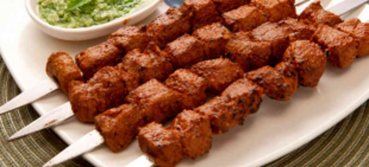 HJS claims halal food tramples  Hindus’ religious  freedom, holds protest at KFC