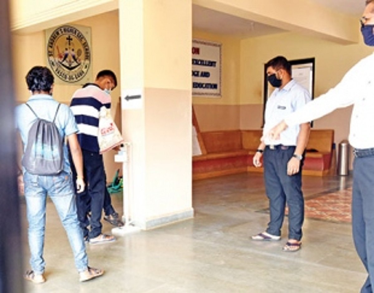 HSSC exams resume, 3,000 answer first paper