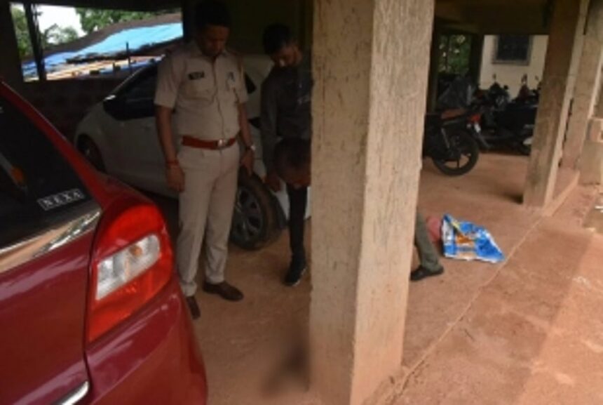 HUMAN HAND FOUND: Cut human hand found at Fatorda