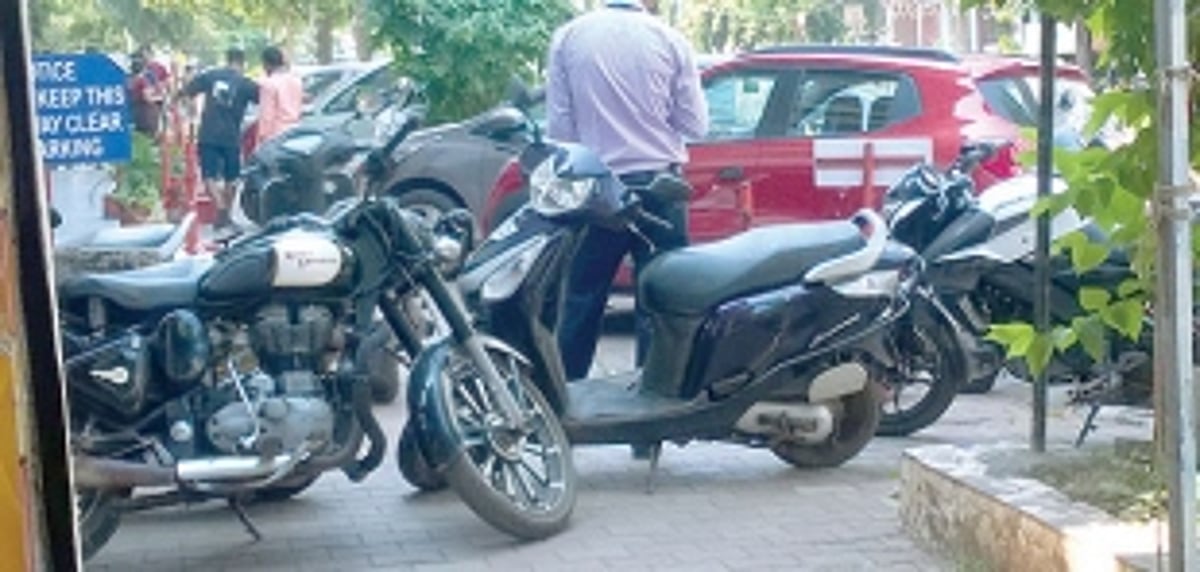 Haphazard parking on pavements in city, towns across State