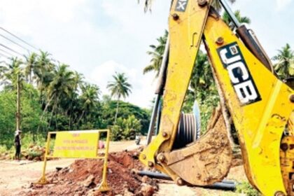Haphazard work by power dept