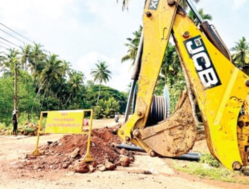 Haphazard work by power dept