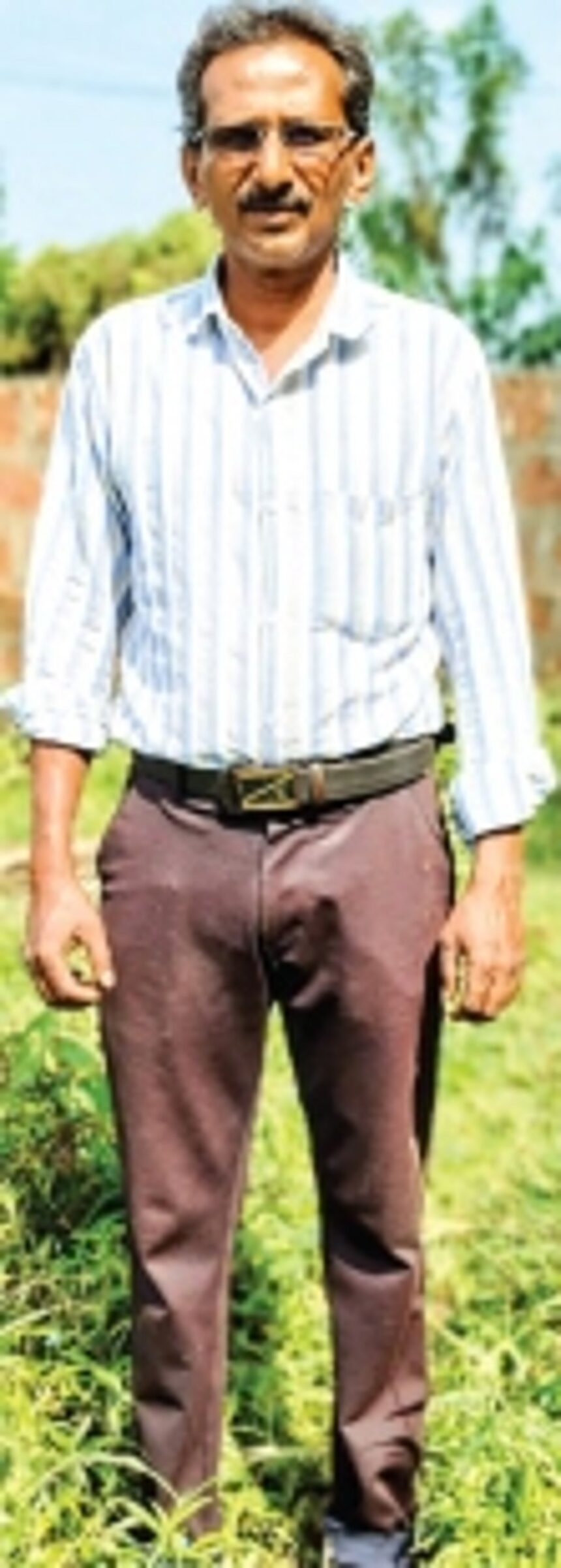 Harnessing nature’s gifts: Pirna farmer Sandeep Matondkar embarks on self-taught crab rearing venture