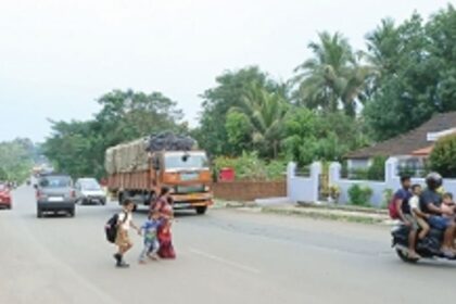 Harrowed parents demand safer  roads near Tilamol High School