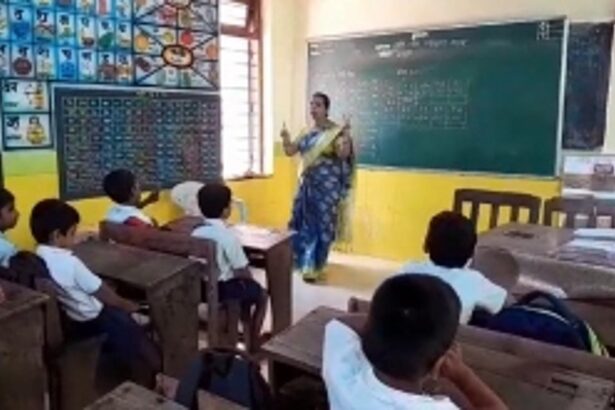 Harsita Naik, a teacher from Parse, honoured with CM Vaishist Guru Puraskar