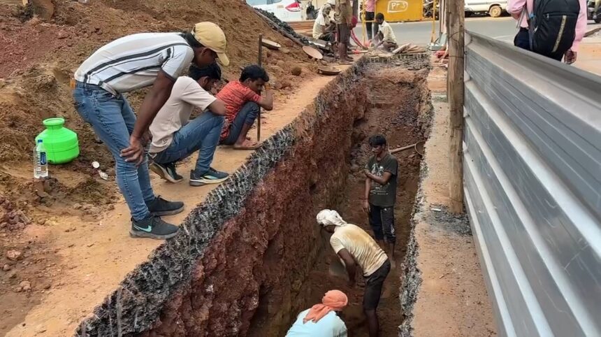 Has Smart City re-digging become a “Money ki Baat”? 1 Has Smart City re-digging become a “Money ki Baat”?