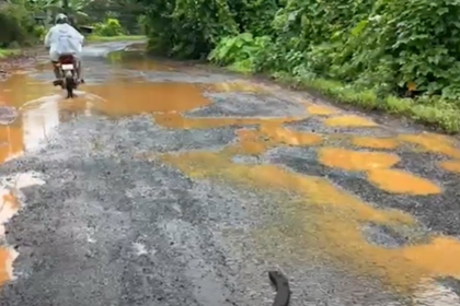 Hazardous Potholes Plague Zambaulim-Colomba Stretch, Contractor Missing