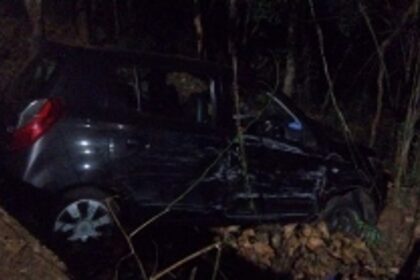 Head-on collision between bike and car at Nanoda Kasarpal; No fatalities reported