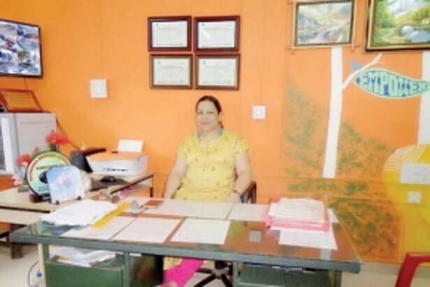 Headmistress of Malkarnem Govt High School becomes youngest to get National Award