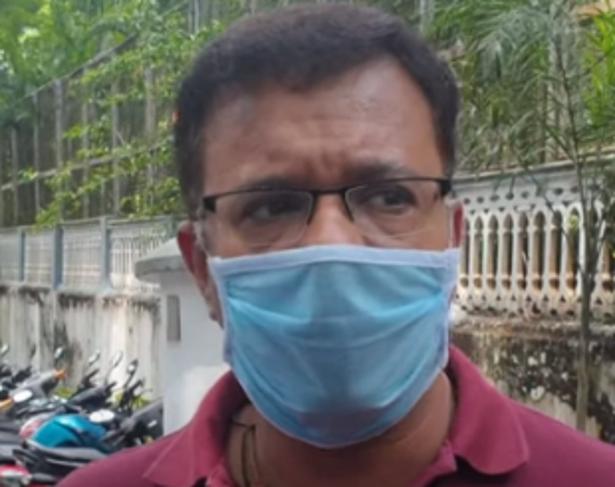 Health Min rules out ‘complete lockdown’