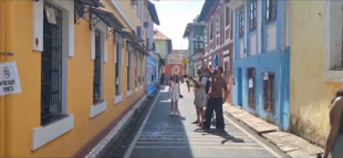 Heated arguments erupts between residents & tourists over photography in Fontainhas, Panjim