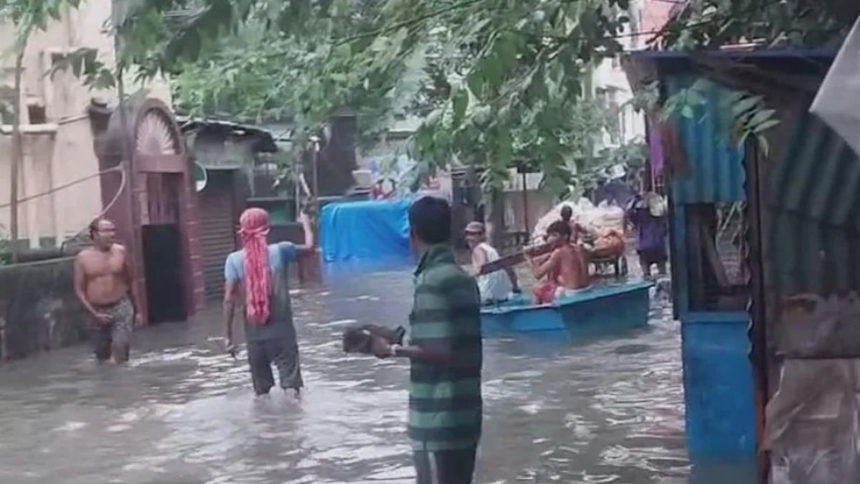 Heavy Overnight Rain Floods Kolkata, Traffic Paralyzed as Water Enters Homes 1 Heavy Overnight Rain Floods Kolkata, Traffic Paralyzed as Water Enters Homes