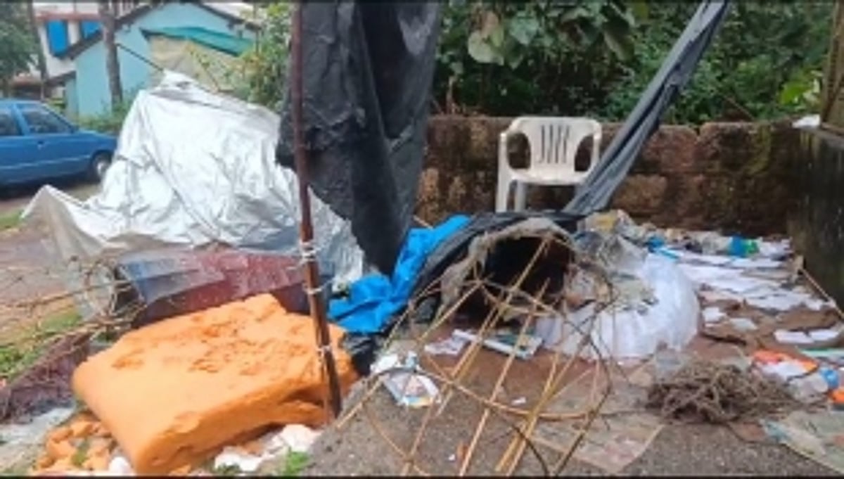 Heavy Rains Partially Damage Narkasura Effigies in Aquem, Margao