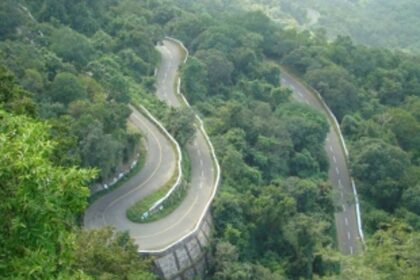 Heavy vehicular traffic permitted on Chorla Ghat from 10 pm to 5 am