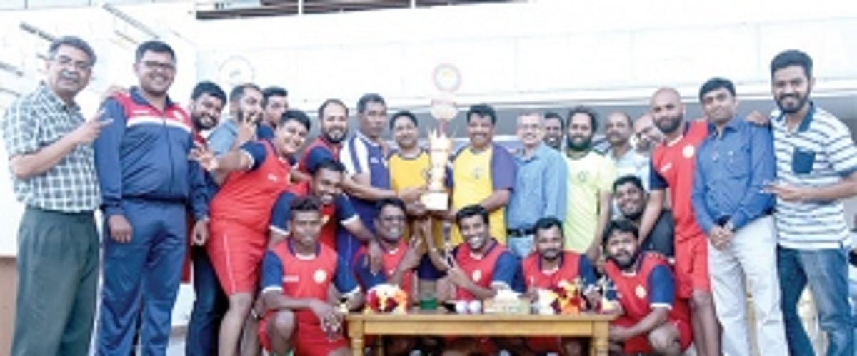 Herald clinch inter-media football title