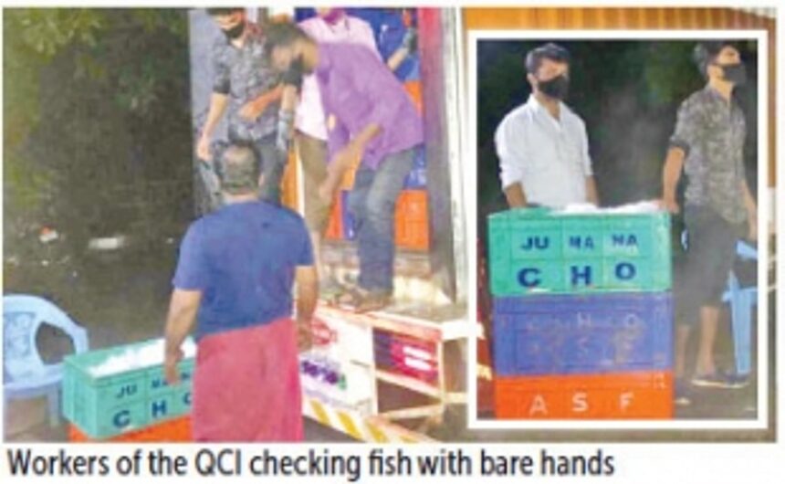 Herald zooms to Polem check-post to check fish checking, exposes shocking sights