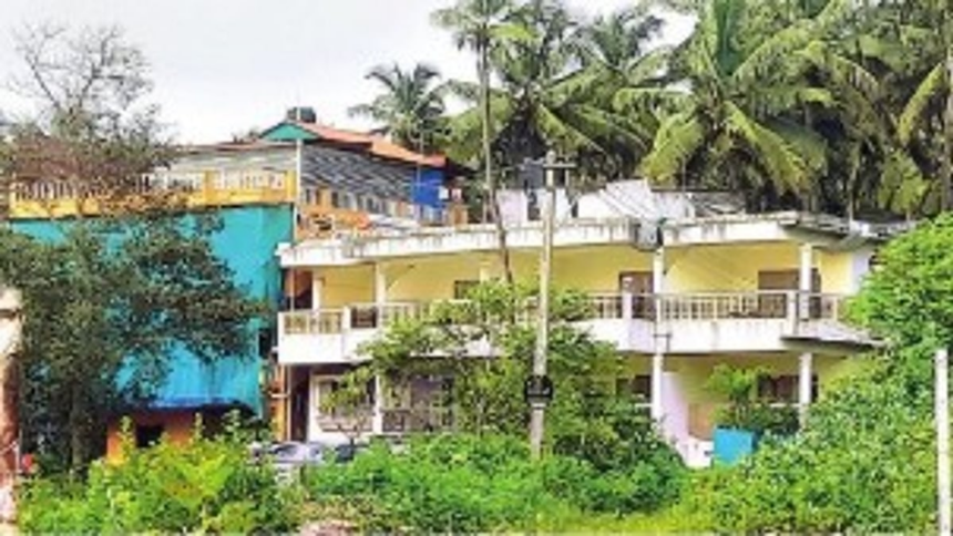 High Court Orders GCZMA, Panchayat to Decide Fate of Girkarwado Structures Within Six Months 1 High Court Orders GCZMA, Panchayat to Decide Fate of Girkarwado Structures Within Six Months