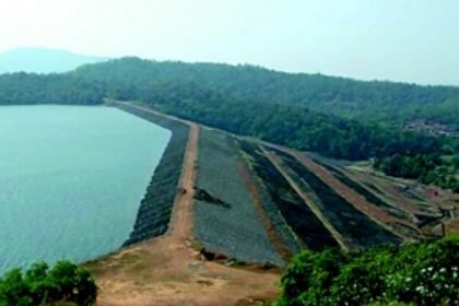 High Court directs WRD, contractor to complete Tillari works