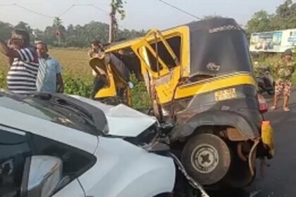 High-speed collision between Rickshaw & a Car at Nuvem Junction leaves Rickshaw Driver Critically Injured