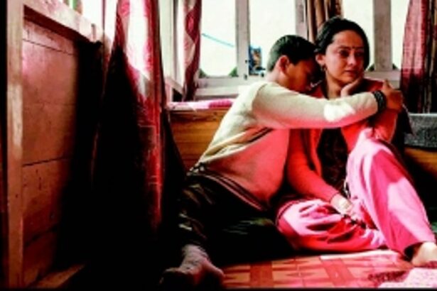 Highlighting parental support to children with gender identity issues