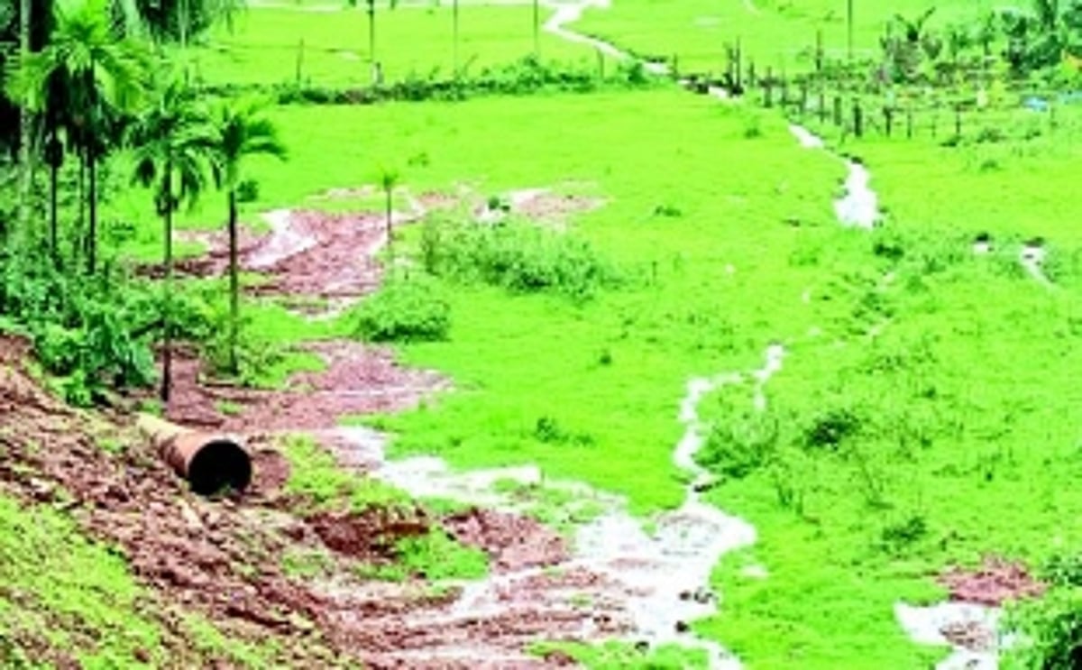 Highway expansion wreaks muddy havoc on cultivated fields in Kerya-Khandepar