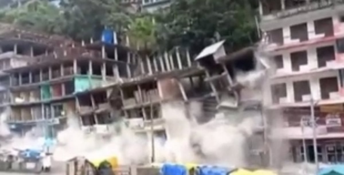 Himachal Pradesh Battling Devastating Landslides and Rains: Rescue Efforts Intensify Amidst Widespread Damage and Loss of Life